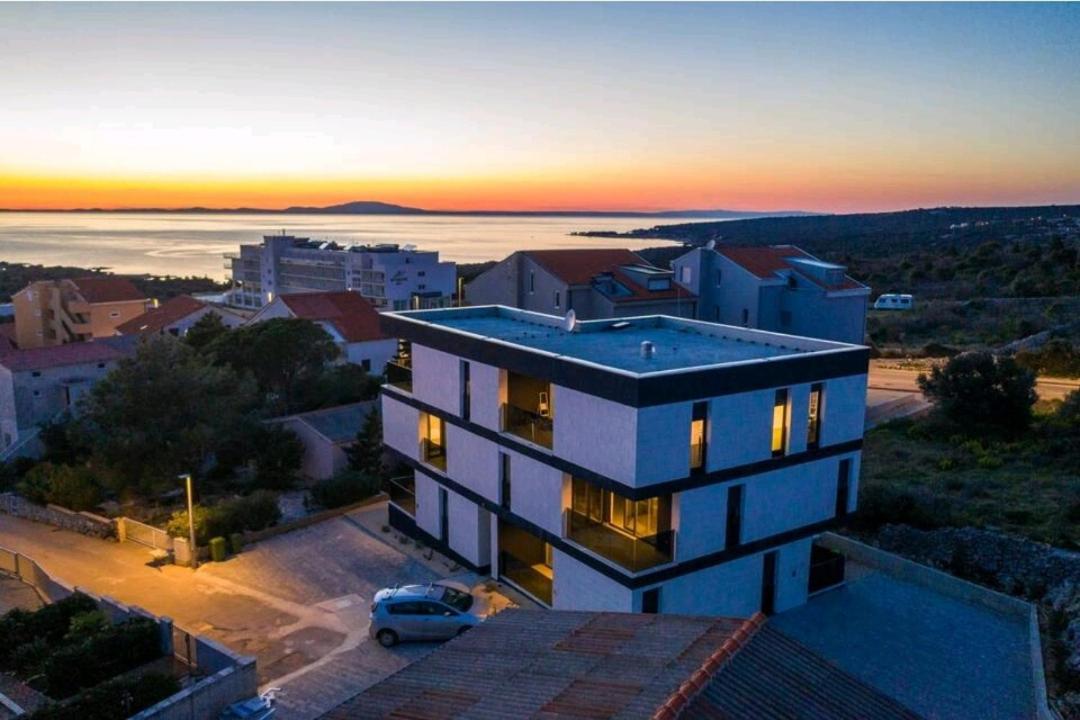 Apartments House Novel Novalja Eksteriør bilde